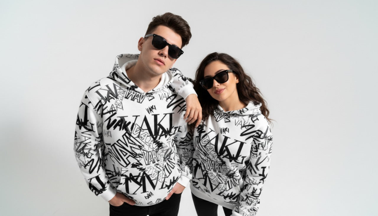 VAKI SIGNATURE LOGO OVERSIZED HOODIE